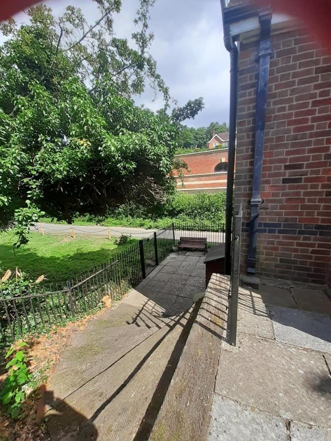 Alum House Villa Tewkesbury Eksteriør bilde